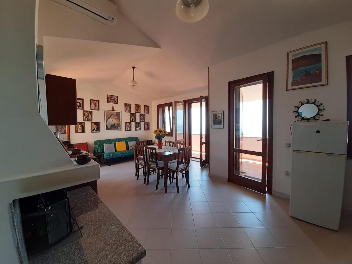 Il Giglio Vista Mare Appartement Funtana Meiga Buitenkant foto